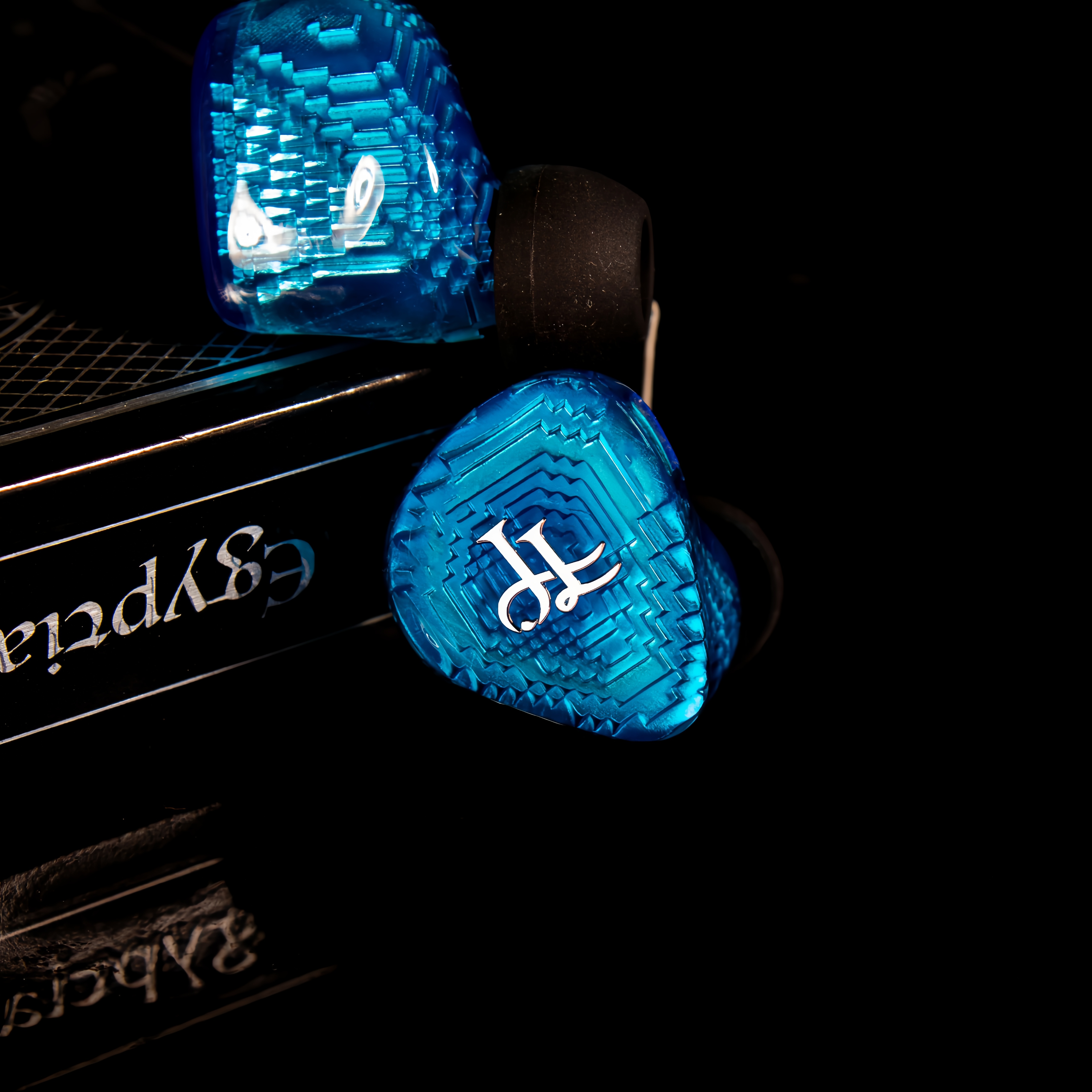 JLL Audio Pixel DD+BA Hybrid H - Audio Music Technology 리뷰 및 가격